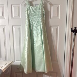 Elegant Mint Green Kids Formal Dress
